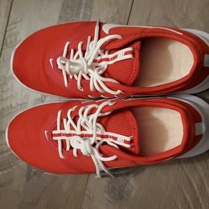 Women nike red and white gym shoes